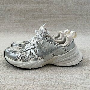 Nike V2K Run Sneakers Shoes 7.5